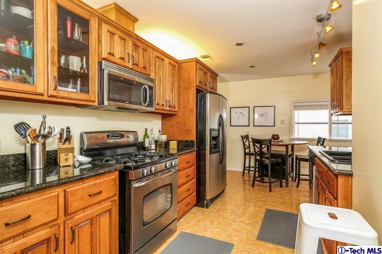 2488 Galbreth Road Pasadena, CA 91104 - Photo 5 of 17 Additional Photo