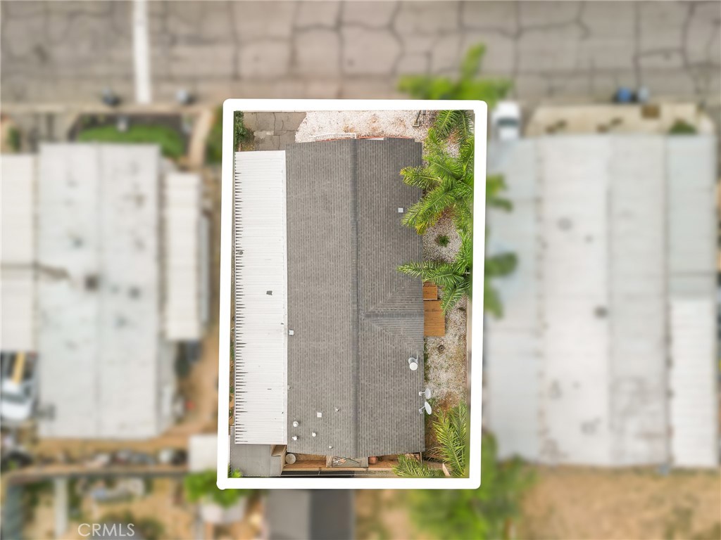 138 Sir Damas Drive Riverside, CA 92507 - Photo 9 of 36 a view of a bathroom