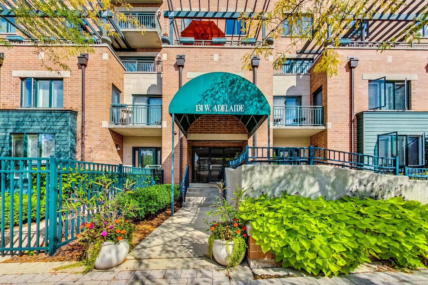 131 West Adelaide Street, Unit 309 Elmhurst, IL 60126 - Photo 2 of 39