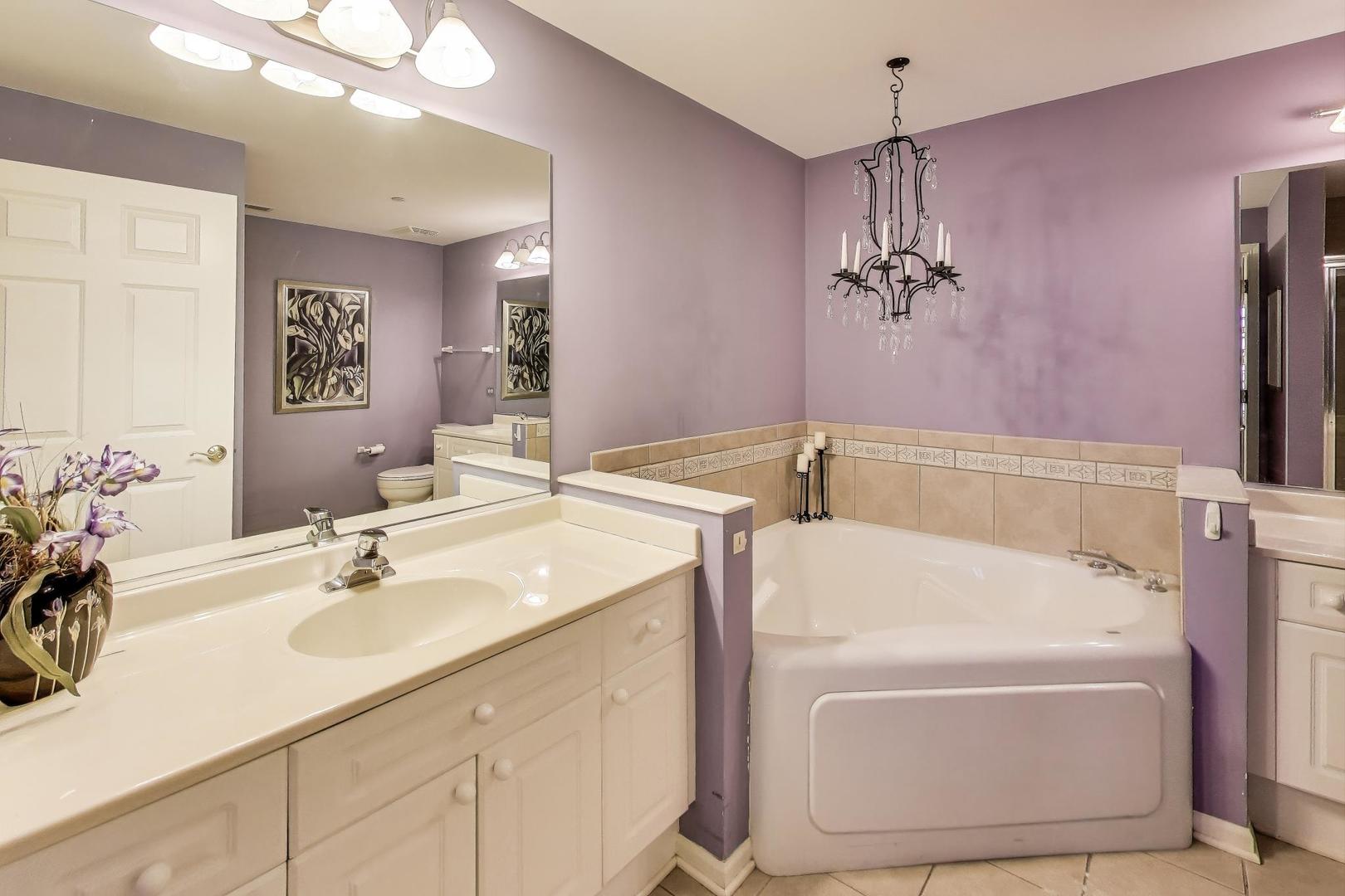 131 West Adelaide Street, Unit 309 Elmhurst, IL 60126 - Photo 21 of 39