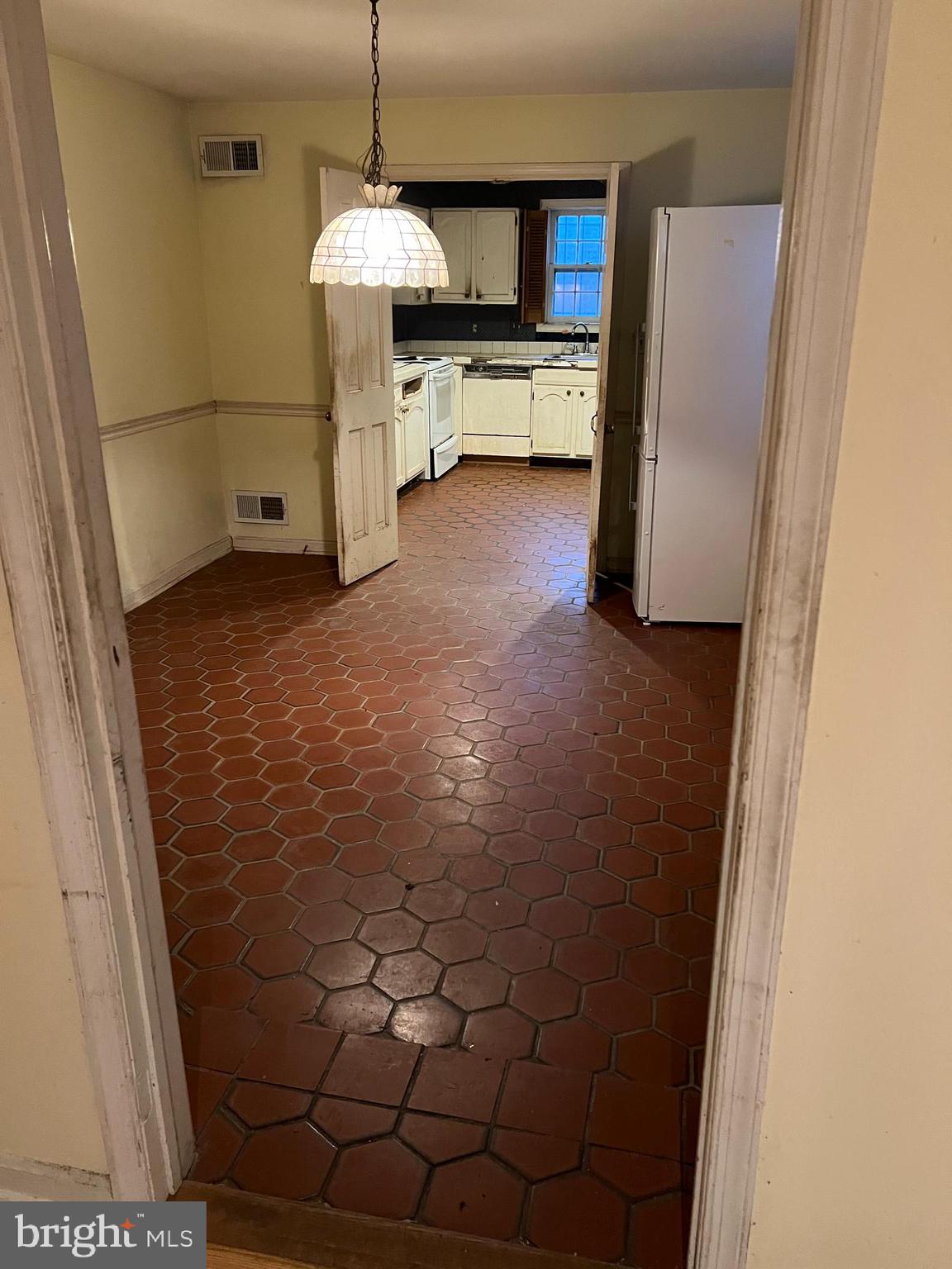 422 11th Street Southeast Washington, DC 20003 - Photo 8 of 24 a view of a storage in a room