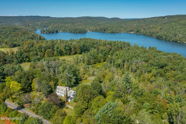 $3,900,000 | 535 Main Road, Monterey, MA 01245