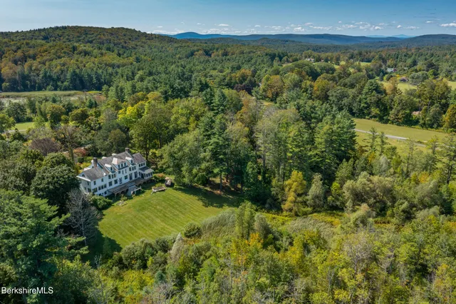 $3,900,000 | 535 Main Road, Monterey, MA 01245