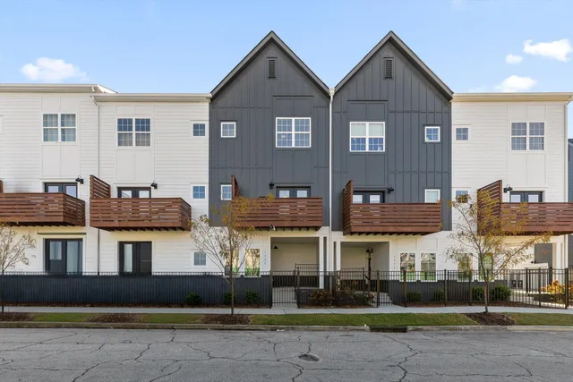 $400,000 | 1966 Mitchell Avenue, Chattanooga, TN 37408