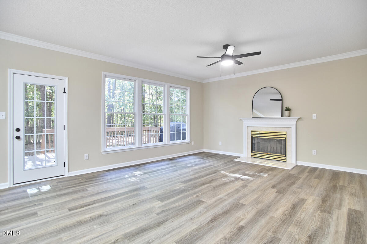 2800 Shofield Court Raleigh, NC 27615 - Photo 12 of 38 13 - Family Room