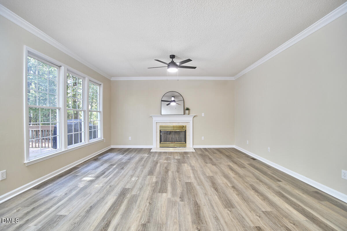 2800 Shofield Court Raleigh, NC 27615 - Photo 13 of 38 14 - Family Room