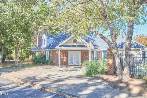 $640,000 | 2800 Shofield Court, Raleigh, NC 27615