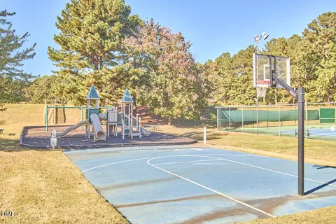 $640,000 | 2800 Shofield Court, Raleigh, NC 27615