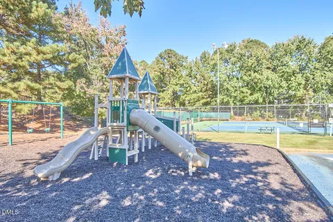 $640,000 | 2800 Shofield Court, Raleigh, NC 27615