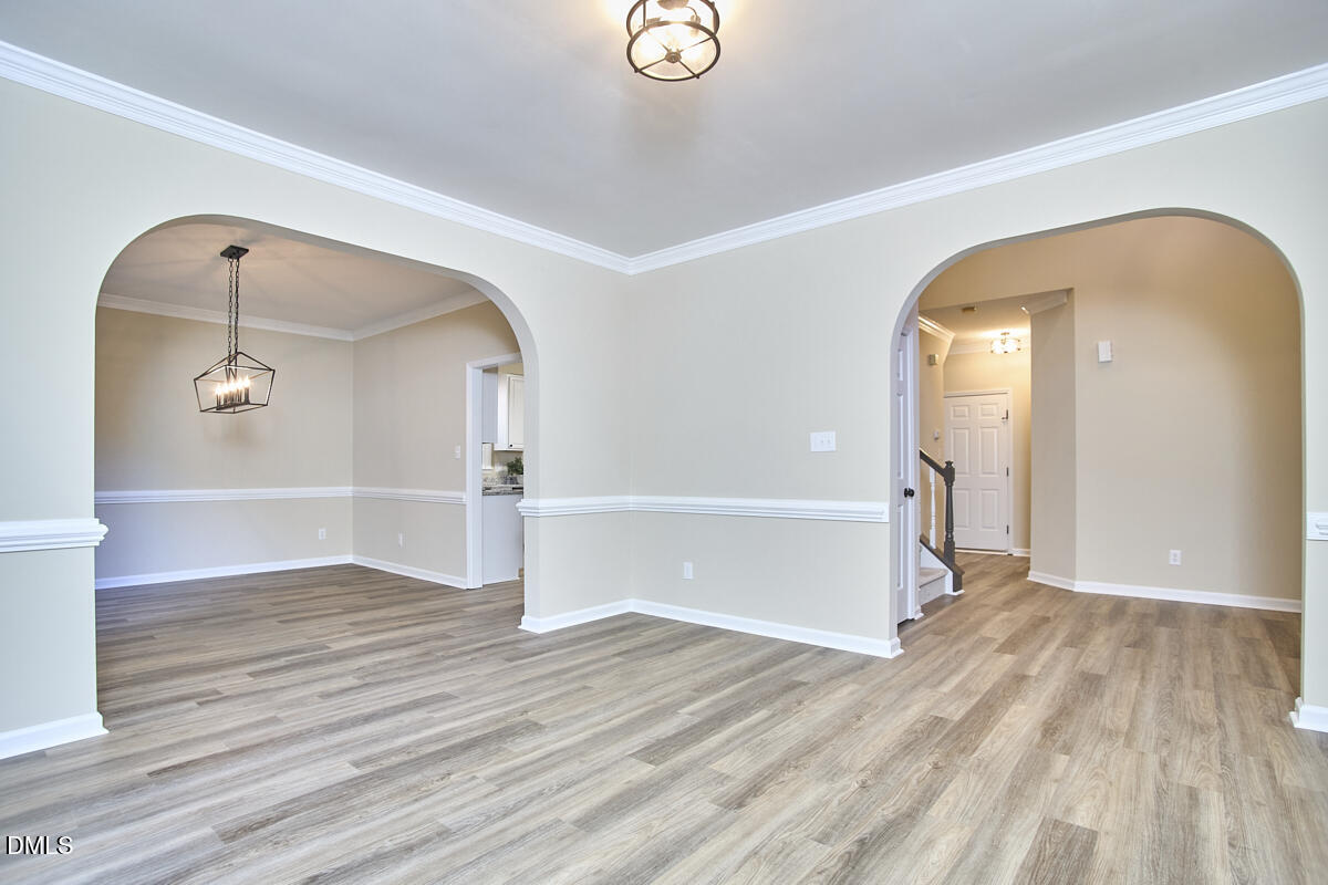 2800 Shofield Court Raleigh, NC 27615 - Photo 6 of 38 6 - Living Room