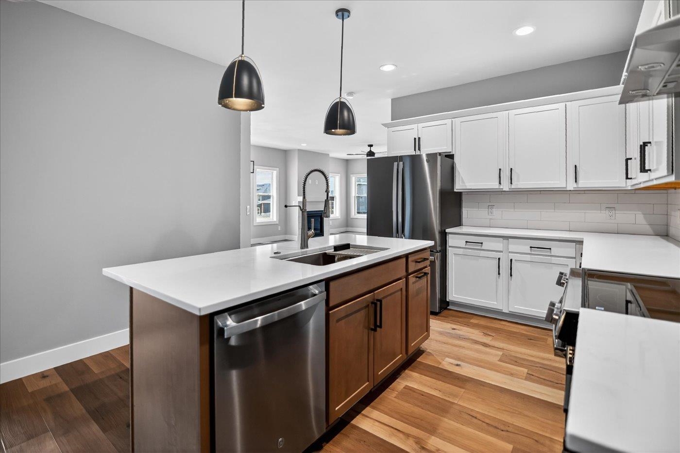 2895 Radish Fitchburg, WI 53711 - Photo 13 of 40