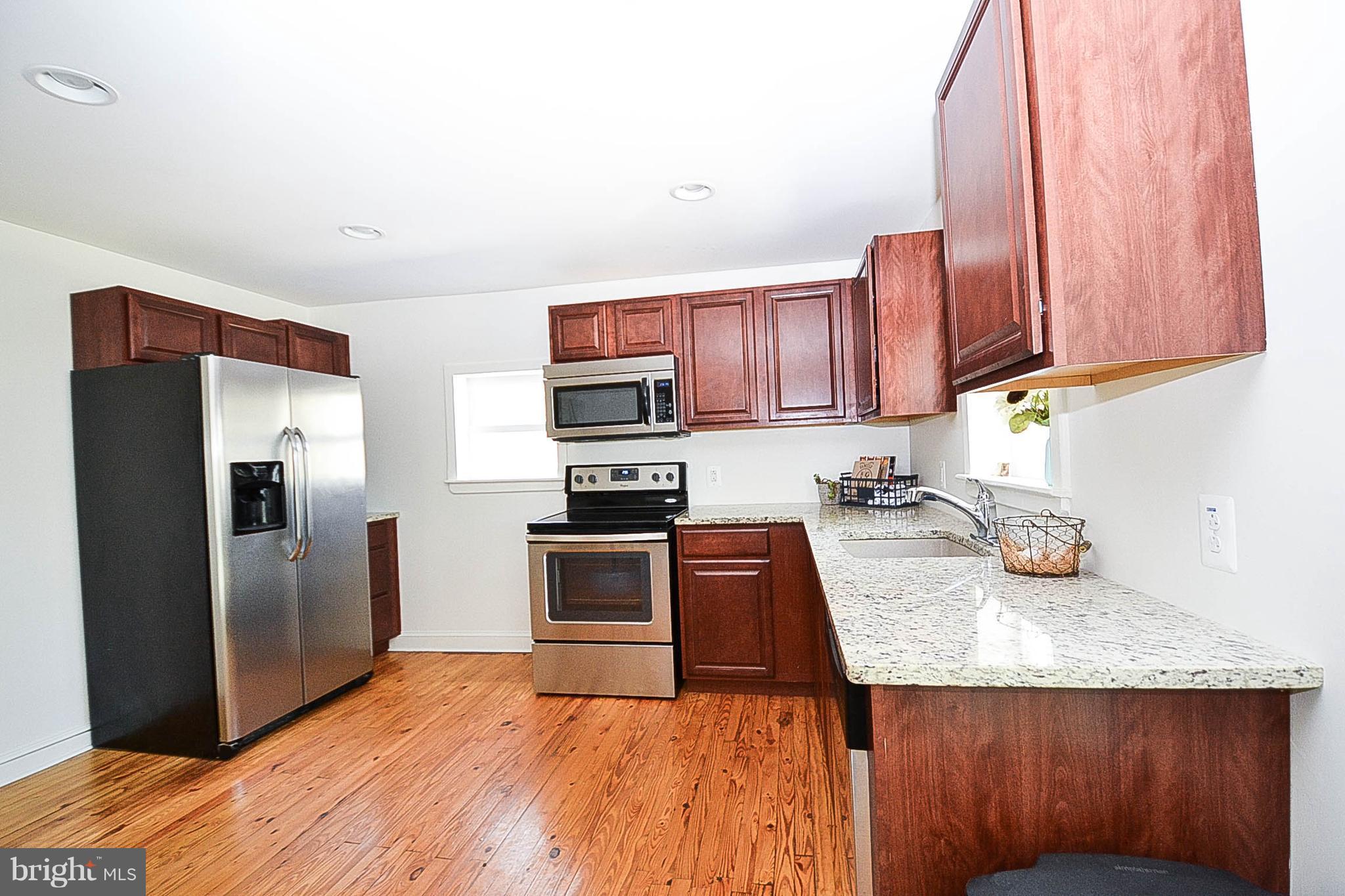 7109 Edgemont Road Frederick, MD 21702 - Photo 5 of 21 Kitchen