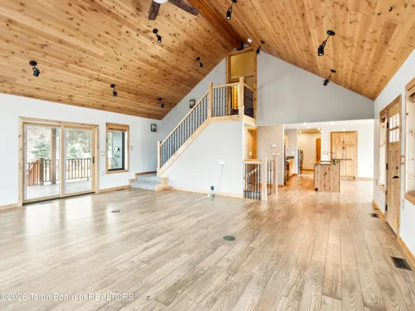 $1,199,000 | 513 3 Rivers Drive, Alpine, WY 83128