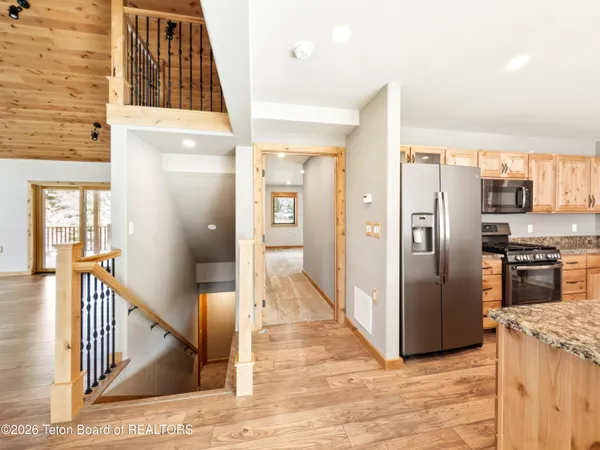 $1,199,000 | 513 3 Rivers Drive, Alpine, WY 83128