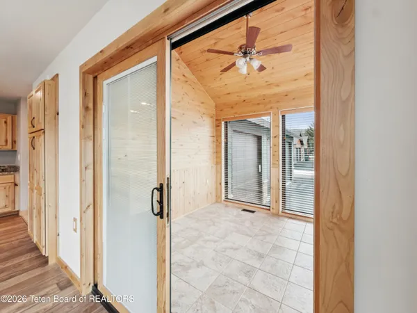 $1,199,000 | 513 3 Rivers Drive, Alpine, WY 83128