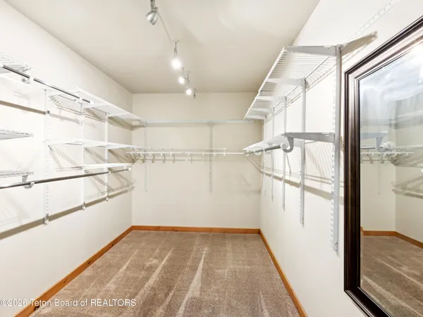 $1,199,000 | 513 3 Rivers Drive, Alpine, WY 83128