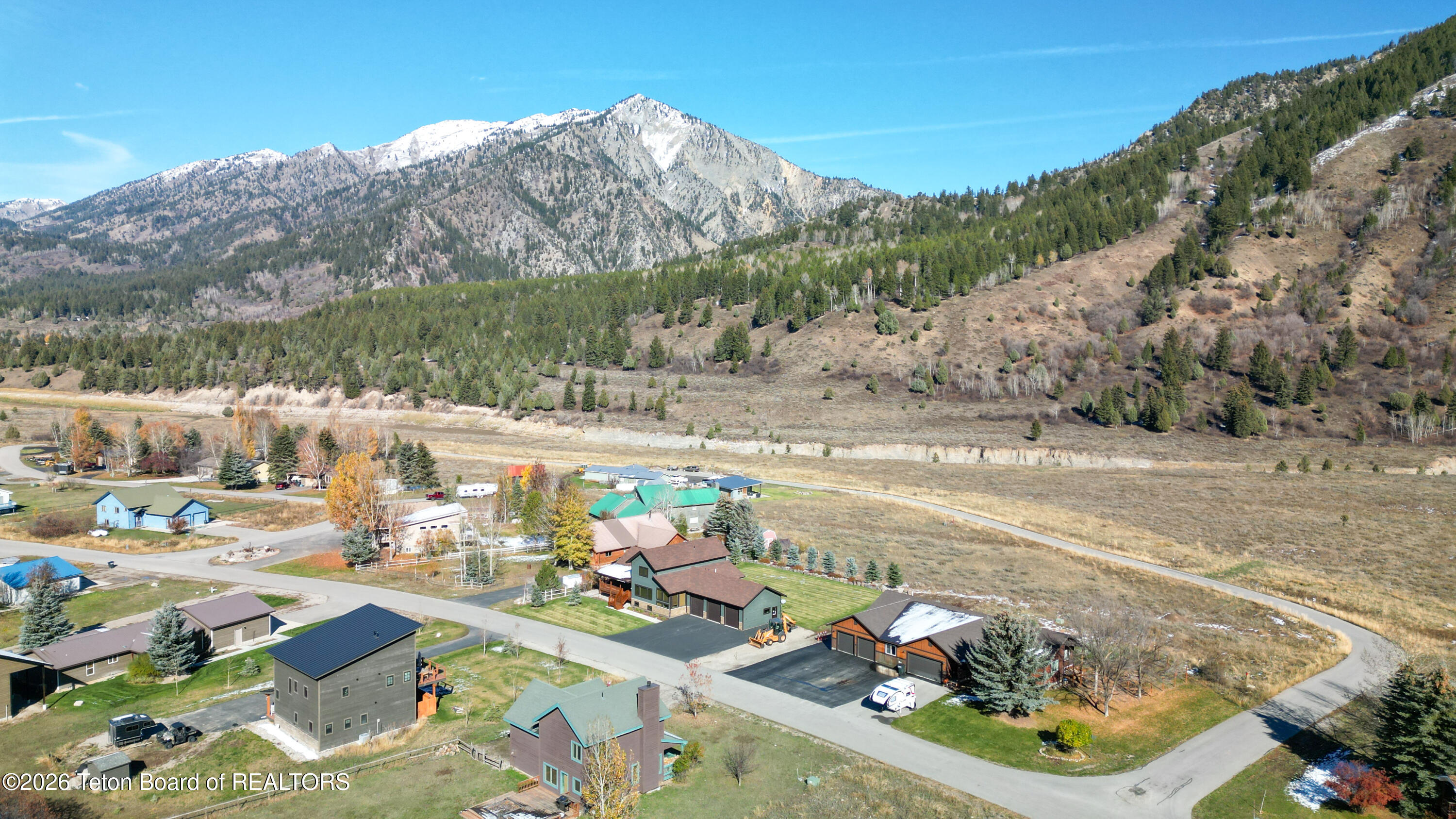 513 3 Rivers Drive Alpine, WY 83128 - Photo 5 of 53 5