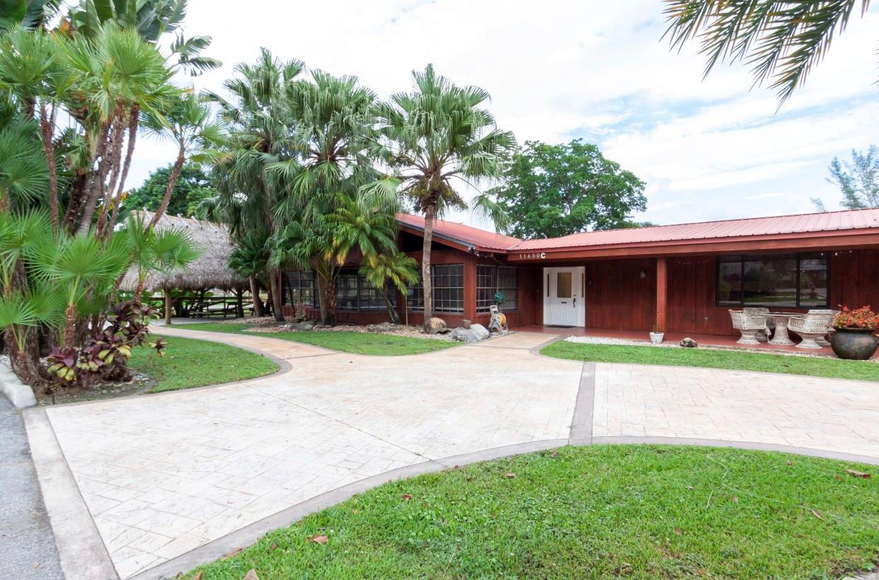 11450 Southwest 17th Street Davie, FL 33325 - Photo 2 of 56 Photo 2
