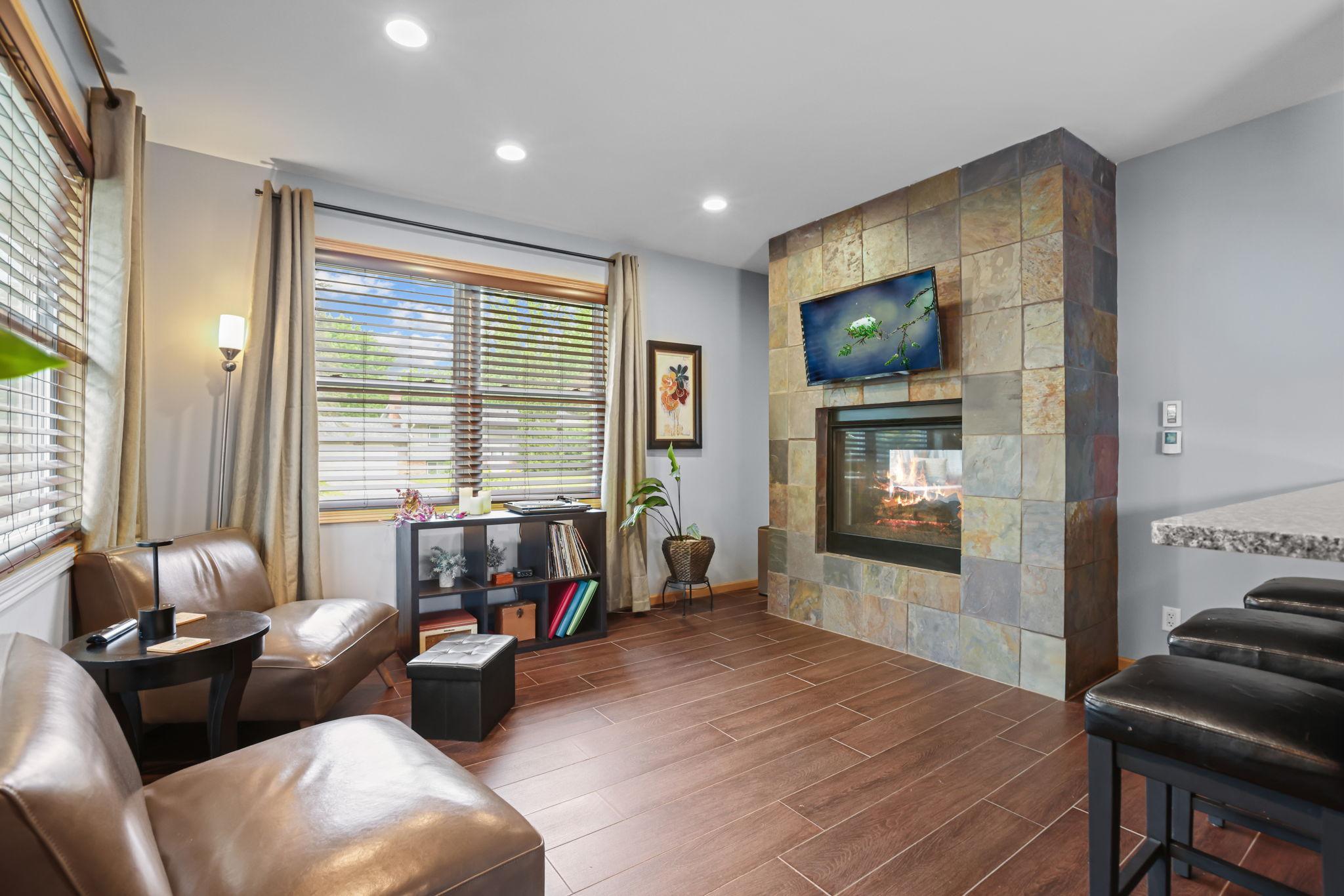 10101 Harrison Road Bloomington, MN 55437 - Photo 6 of 36 Gallery Image 6
