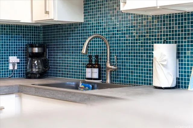 a view of a building entrance