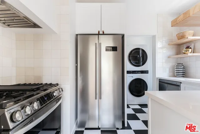 $795,000 | 515 1/2 Rose Avenue, Venice, CA 90291