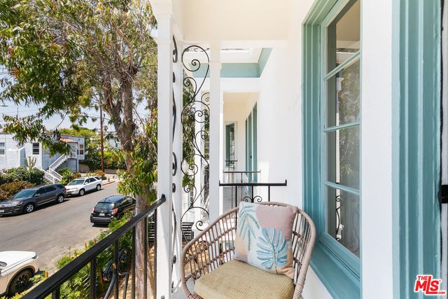 $875,000 | 515 1/2 Rose Avenue, Venice, CA 90291