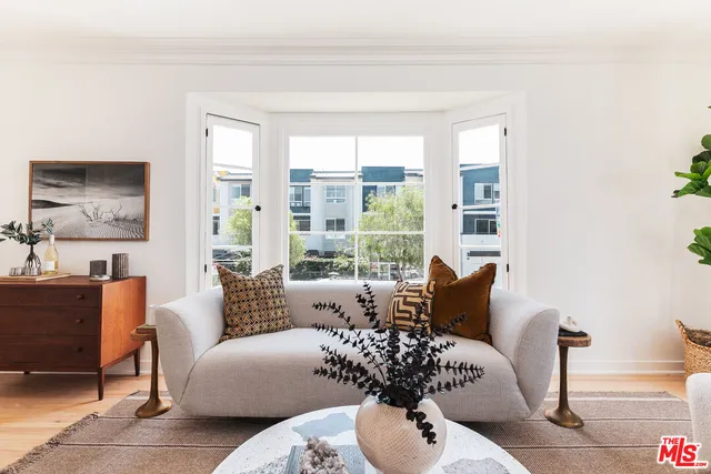 $795,000 | 515 1/2 Rose Avenue, Venice, CA 90291