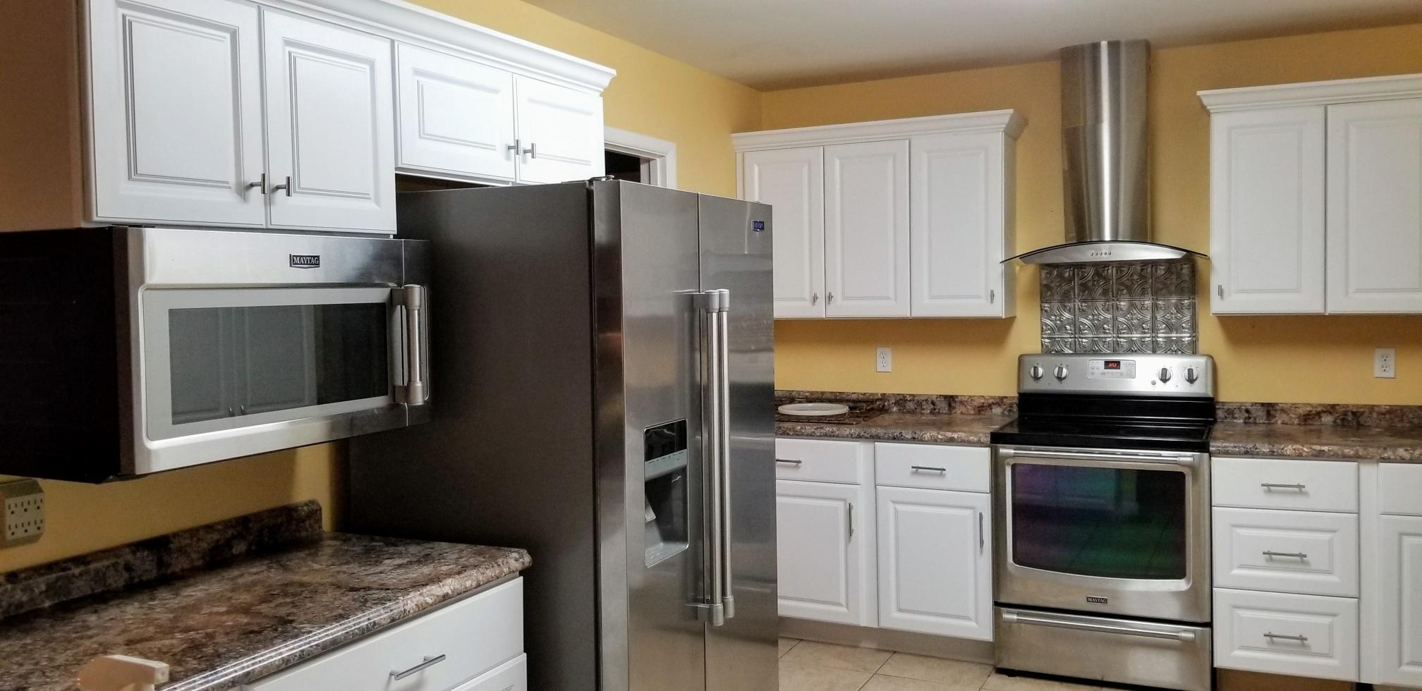 3104 Silverwood Road Knoxville, TN 37921 - Photo 5 of 10 3104 Silverwood Kitchen