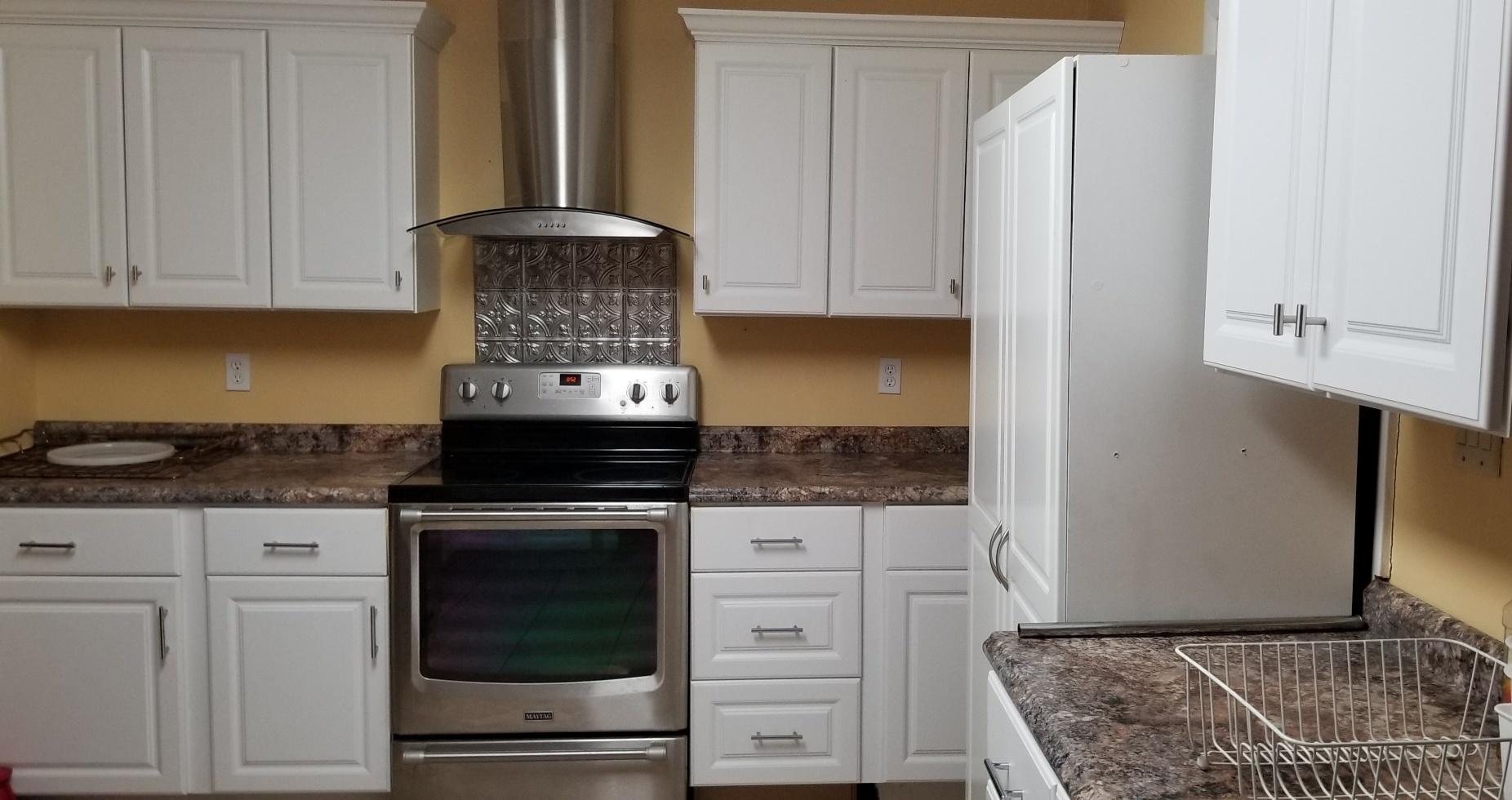 3104 Silverwood Road Knoxville, TN 37921 - Photo 6 of 10 3104 Silverwood Kitchen 2