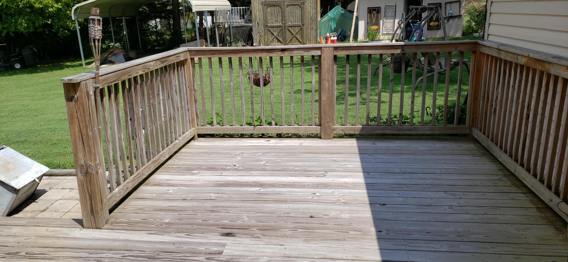 3104 Silverwood Road Knoxville, TN 37921 - Photo 7 of 10 3104 Silverwood Rd - Back Deck