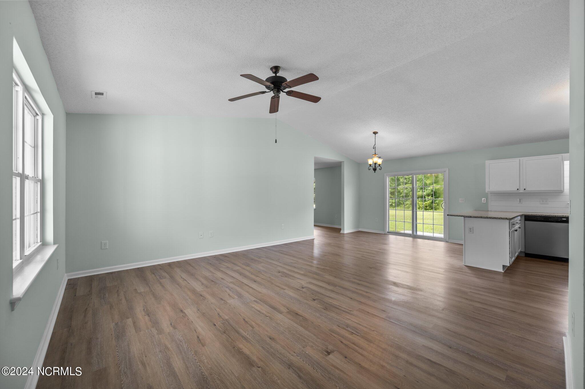 452 High Hill Road Jacksonville, NC 28540 - Photo 6 of 50 8-web-or-mls-_Z723390