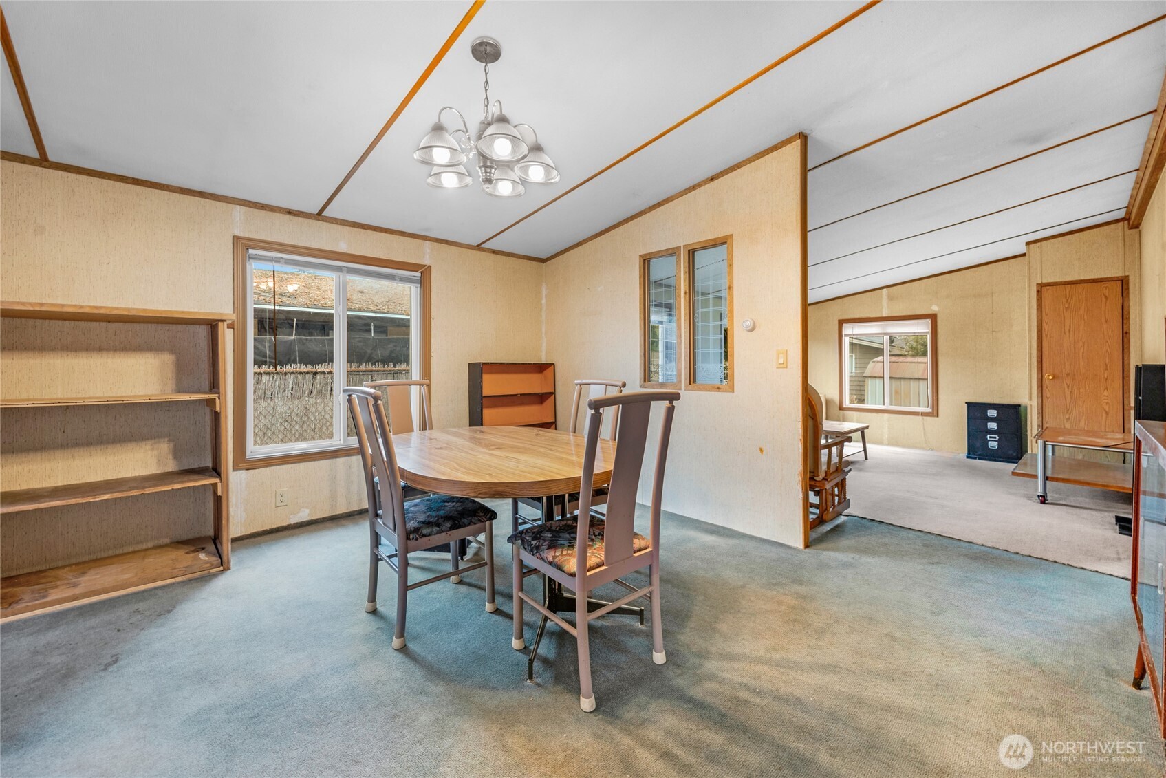 10029 Montana Road Everett, WA 98204 - Photo 8 of 26 Gallery Image 8