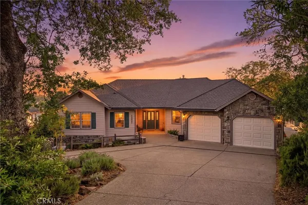 $1,050,000 | 18387 North Shore Drive, Hidden Valley Lake, CA 95467