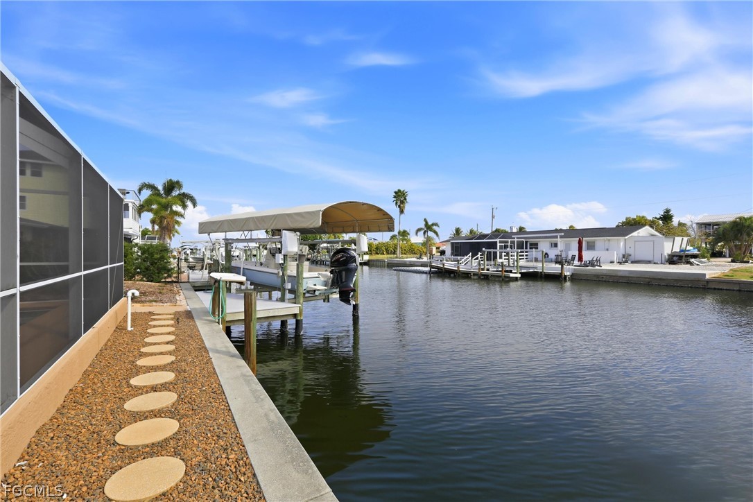 2859 Cheryl Street Matlacha, FL 33993 - Photo 34 of 39