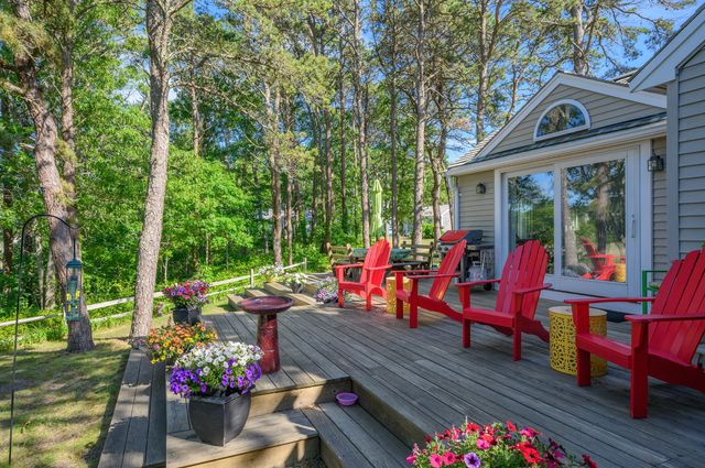 a view of an outdoor sitting space