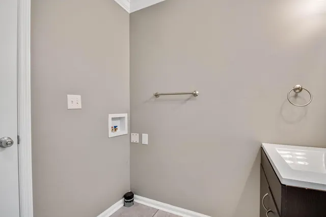 $1,950 | 931 Mountain Creek Road, Chattanooga, TN 37405