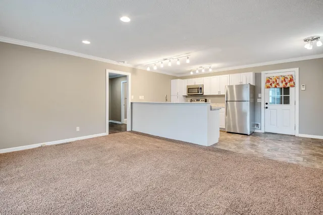 $1,950 | 931 Mountain Creek Road, Chattanooga, TN 37405