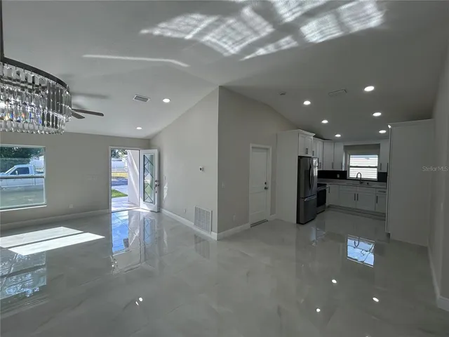 a view of livingroom with furniture