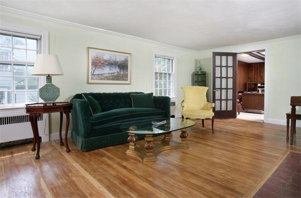 125 Payson Road Brookline, MA 02467 - Photo 2 of 5