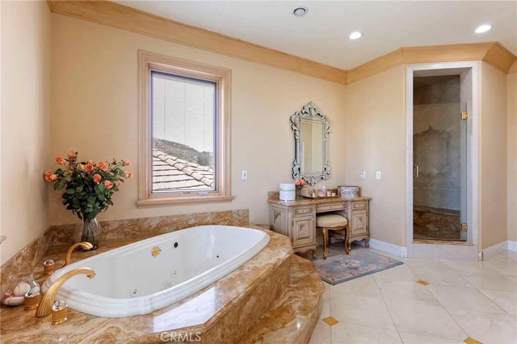 1950 Arielle Lane Simi Valley, CA 93065 - Photo 36 of 71
