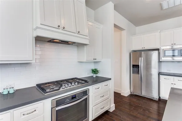 $3,750 | 402 Templeton Drive, Fort Worth, TX 76107