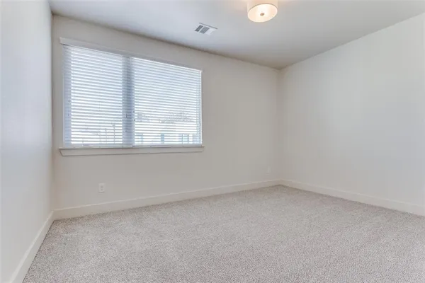 $3,750 | 402 Templeton Drive, Fort Worth, TX 76107
