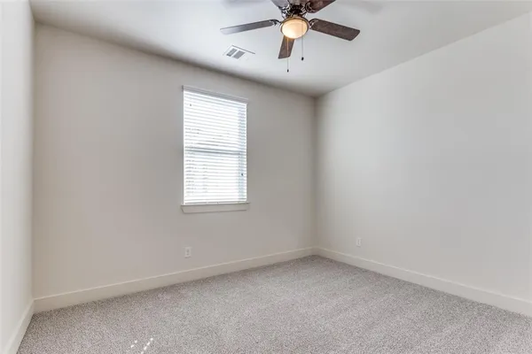$3,750 | 402 Templeton Drive, Fort Worth, TX 76107