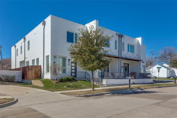 $3,750 | 402 Templeton Drive, Fort Worth, TX 76107