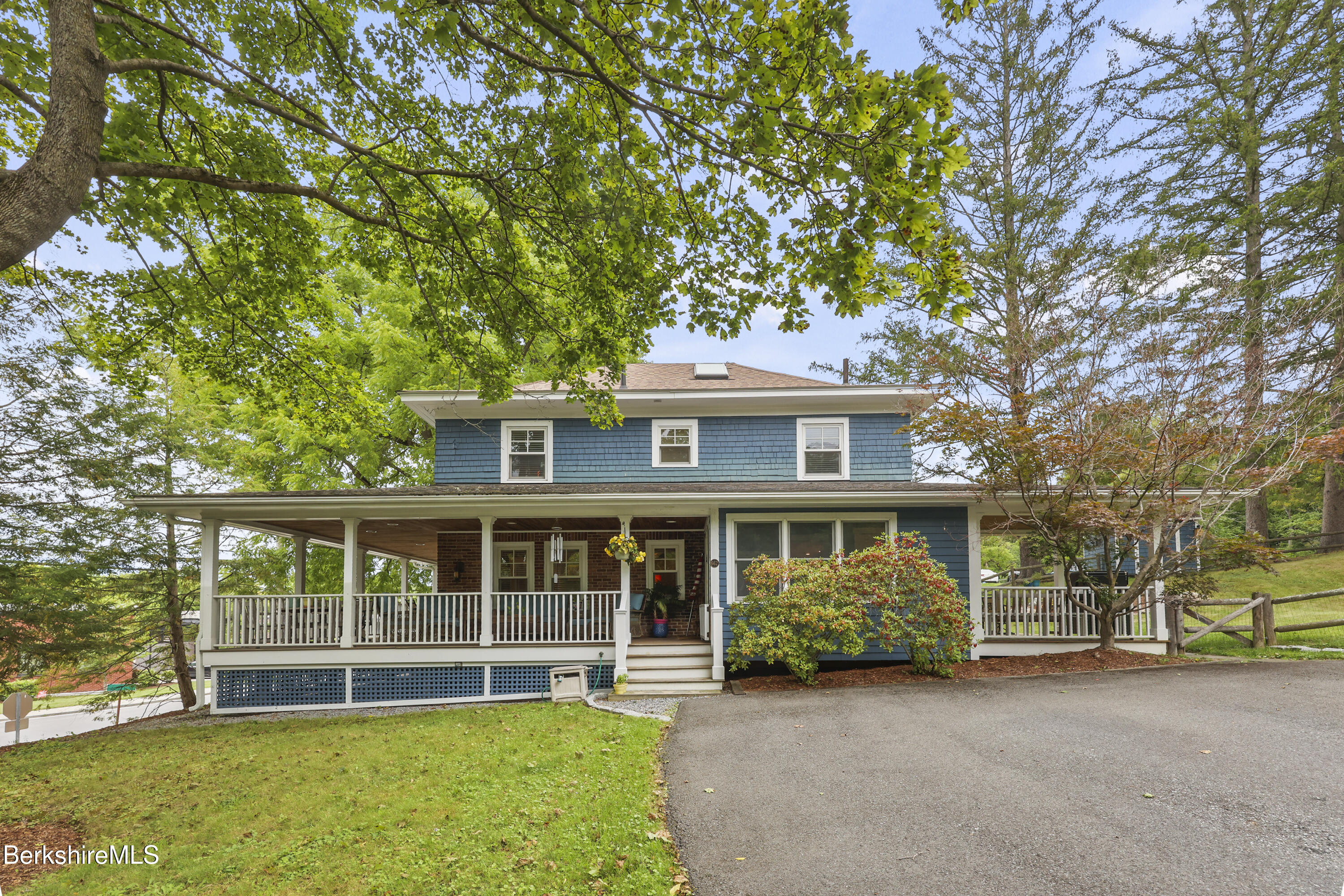 662 North Hoosac Road Williamstown, MA 01267 - Photo 1 of 55 30 Exterior Side