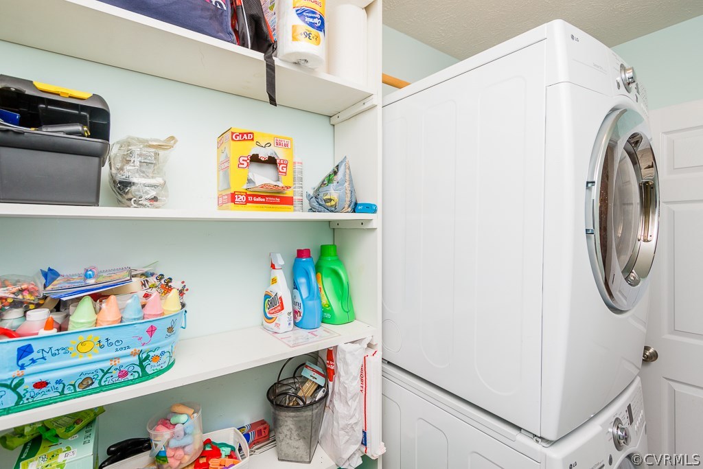2612 Iverson Road Midlothian, VA 23112 - Photo 18 of 23 a utility room with toys
