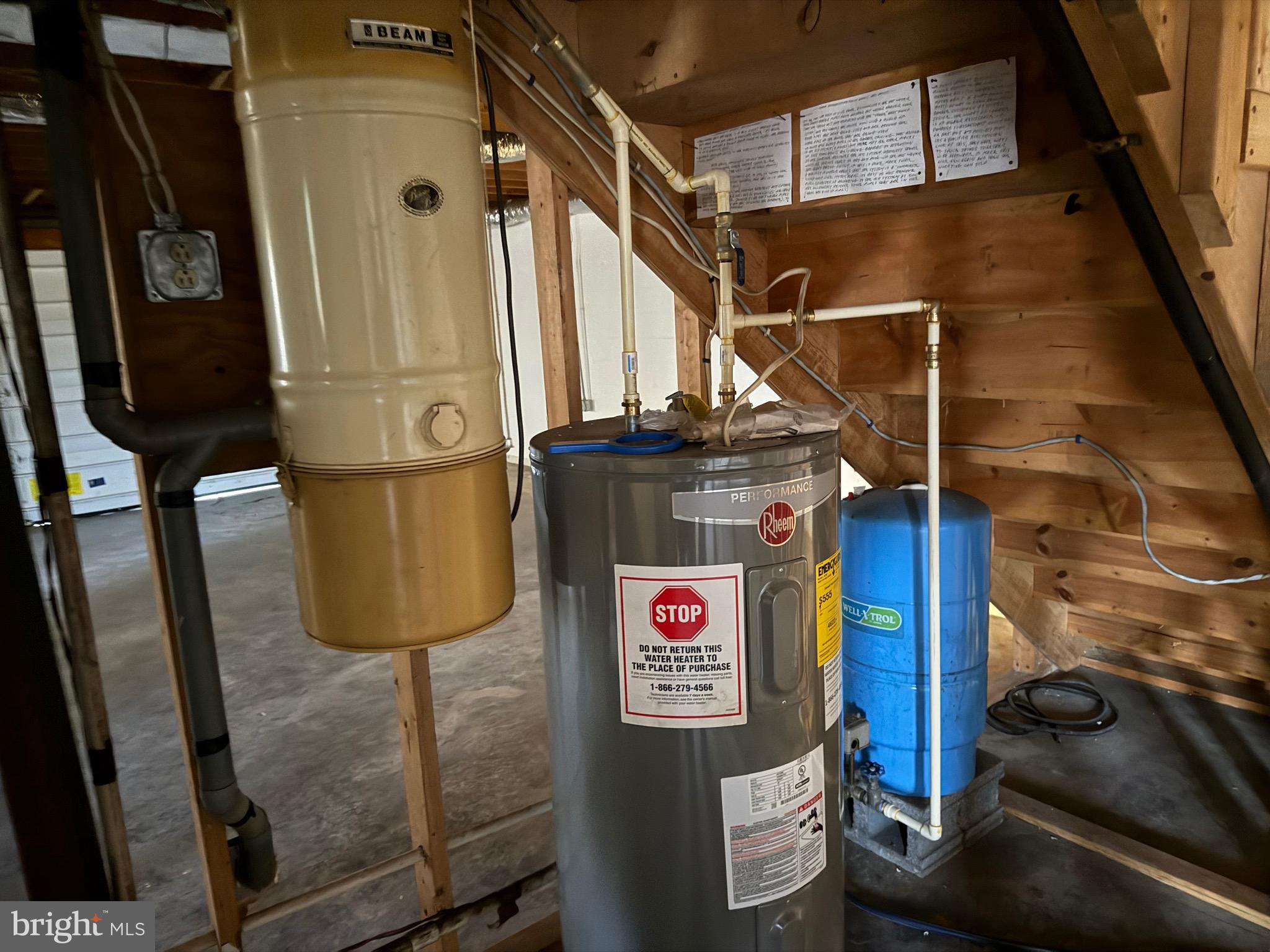 992 Silver Lane Berkeley Springs, WV 25411 - Photo 30 of 44 a utility room with dryer and washer