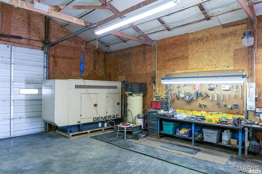 6694 Shamrock Road Tamaroa, IL 62888 - Photo 38 of 43