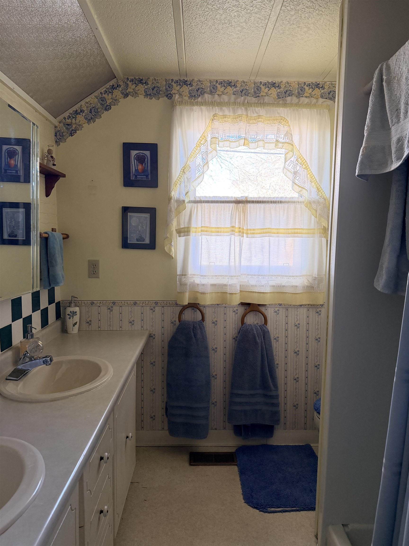 3434 F Road Clifton, CO 81520 - Photo 13 of 27