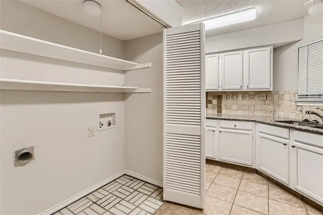 $167,500 | 16301 Ledgemont Lane, Unit 269, Addison, TX 75001